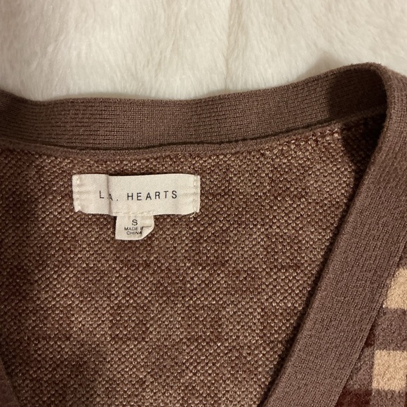 Checkered V-Neck Cardigan Sweater - Picture 5 of 6